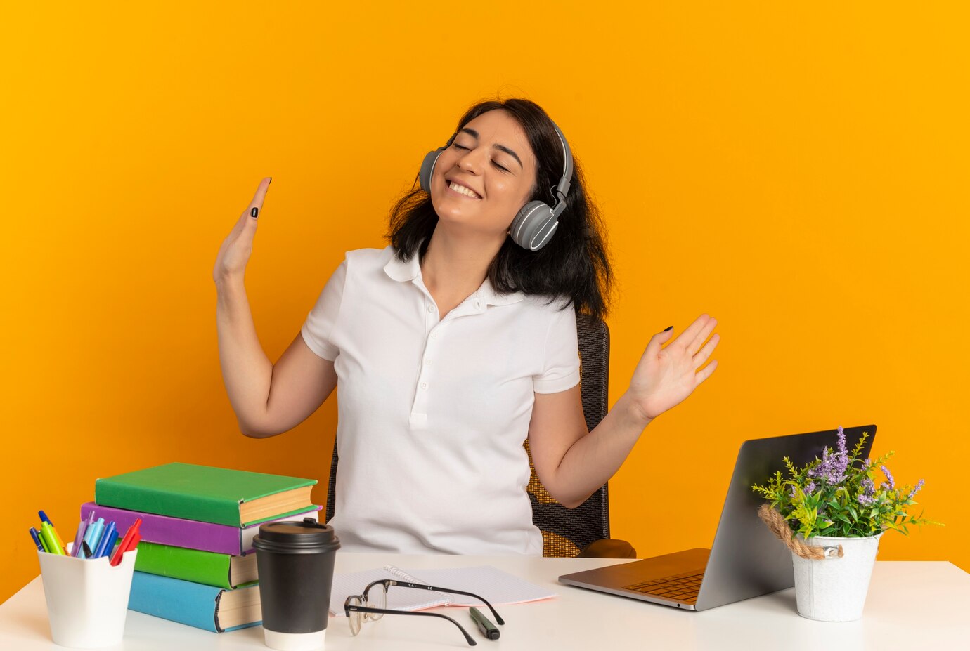 Girl-enjoying-work life-while-taking-online-Course